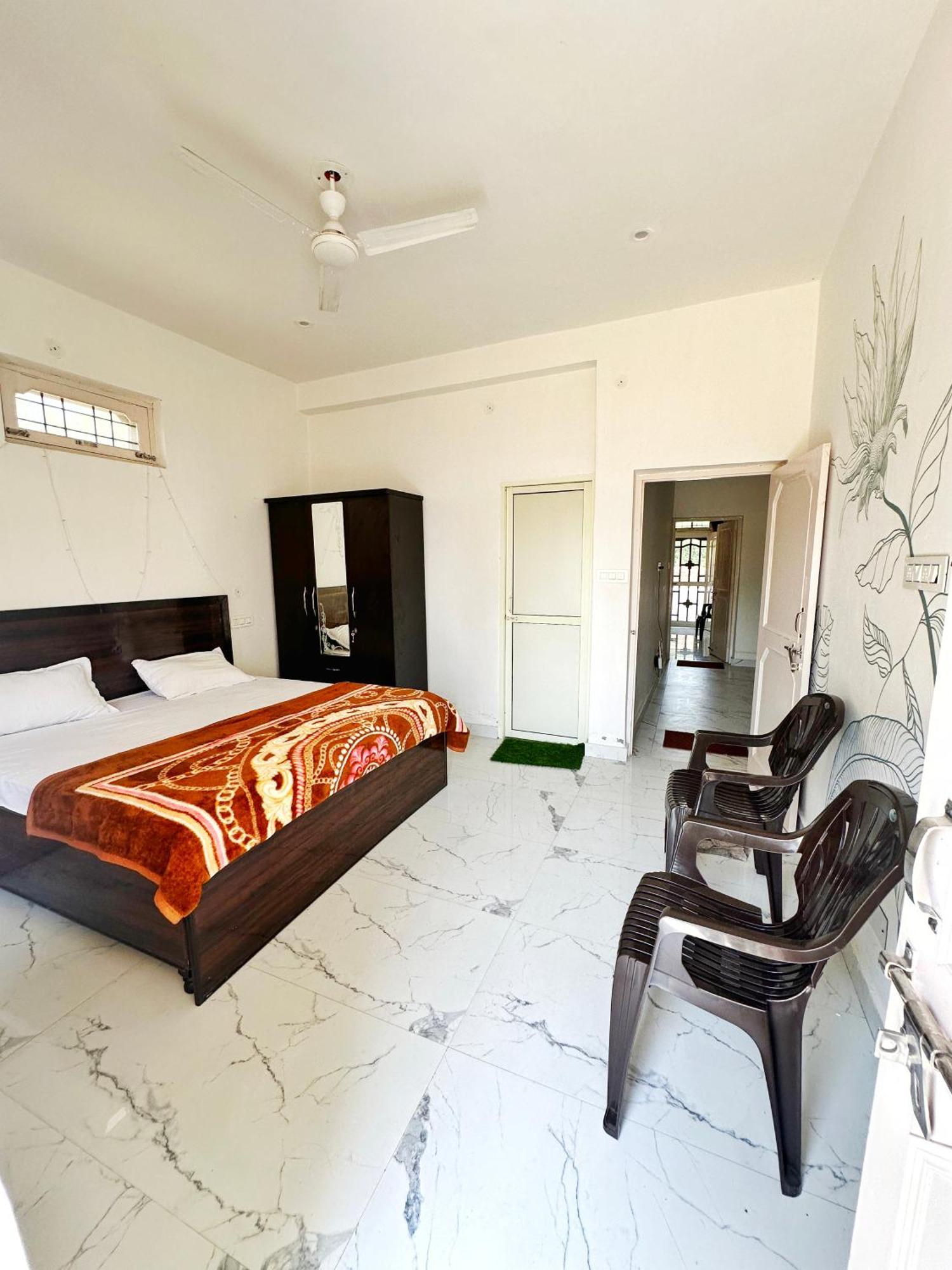 Baseraa Bir - 4Bhk Home Luaran gambar